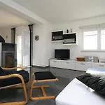 With A Fireplace 444 Drinovci