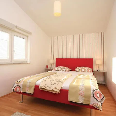 Сasa de vacaciones With A Fireplace 444 Drinovci