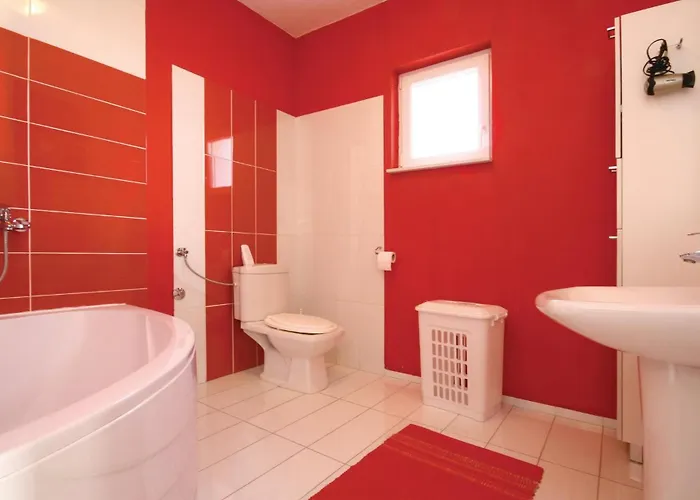 Дом отдыха With A Fireplace 444 Drinovci