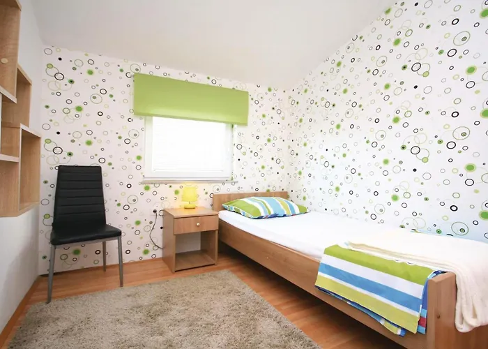 With A Fireplace 444 *